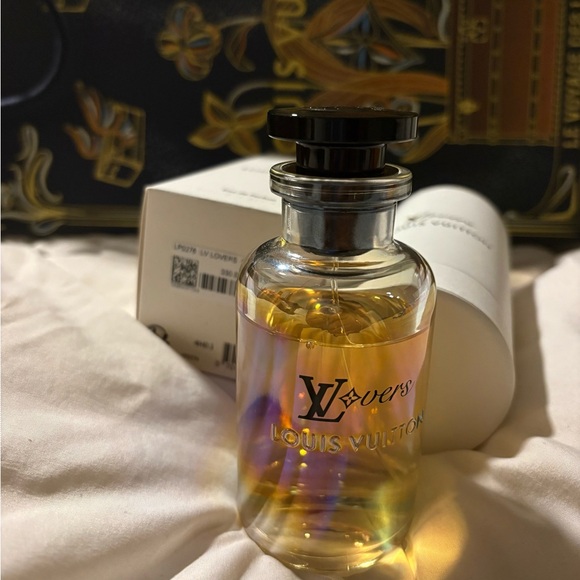 Authentic LV Lovers Perfume - Picture 5 of 8